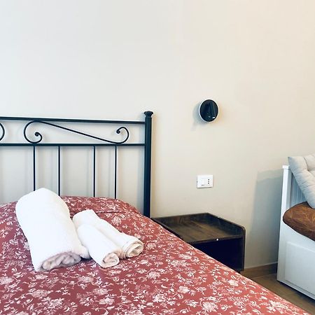 Biffi 2 - Garbatella Rooms Рим Экстерьер фото